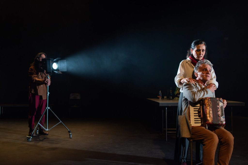 Festival de Curitiba inicia venda de ingressos e já tem peças esgotadas